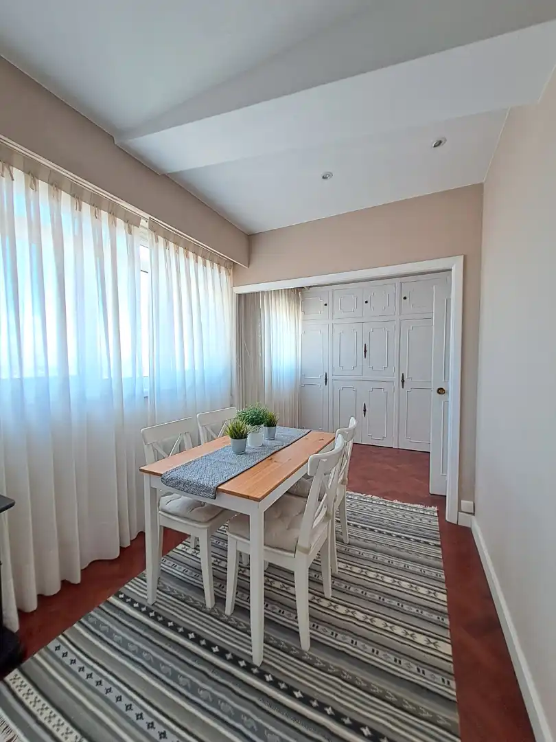 Comedor de Piso de alquiler en A Coruña Capital  con Calefacción, Terraza y Amueblado