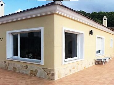 Country house with pool for sale in Altea ciudad
