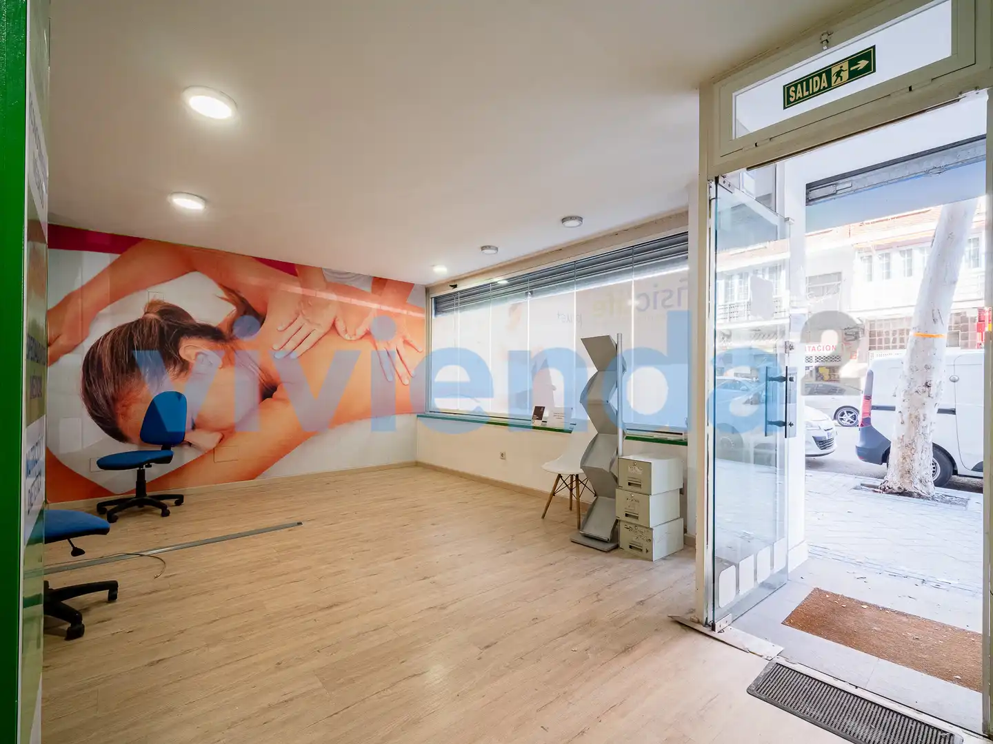 Local comercial en venda a Calle de la Infanta Mercedes, imagen 5