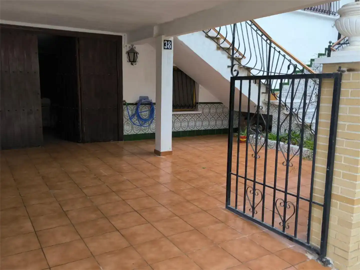 Casa adosada en venta en Orihuela con Balcón