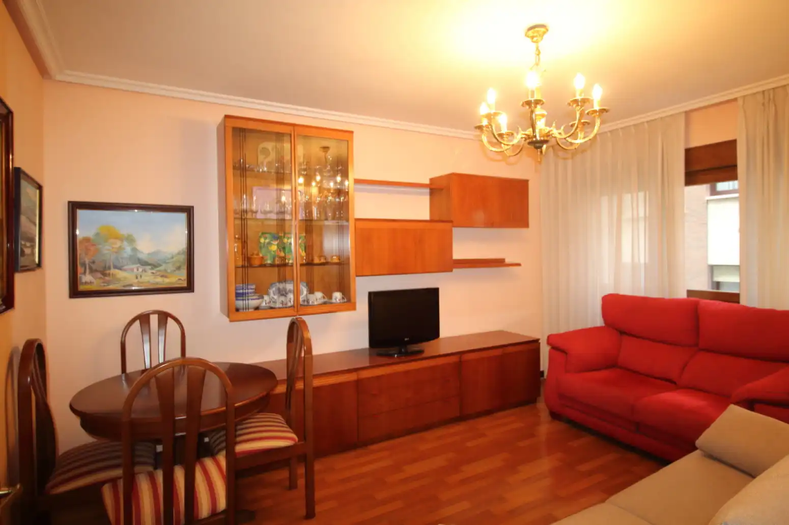 Sala de estar de Piso de alquiler en Gijón  con Calefacción y Terraza