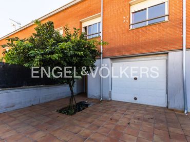 Casa a schiera con balcone in vendita a Sant Celoni