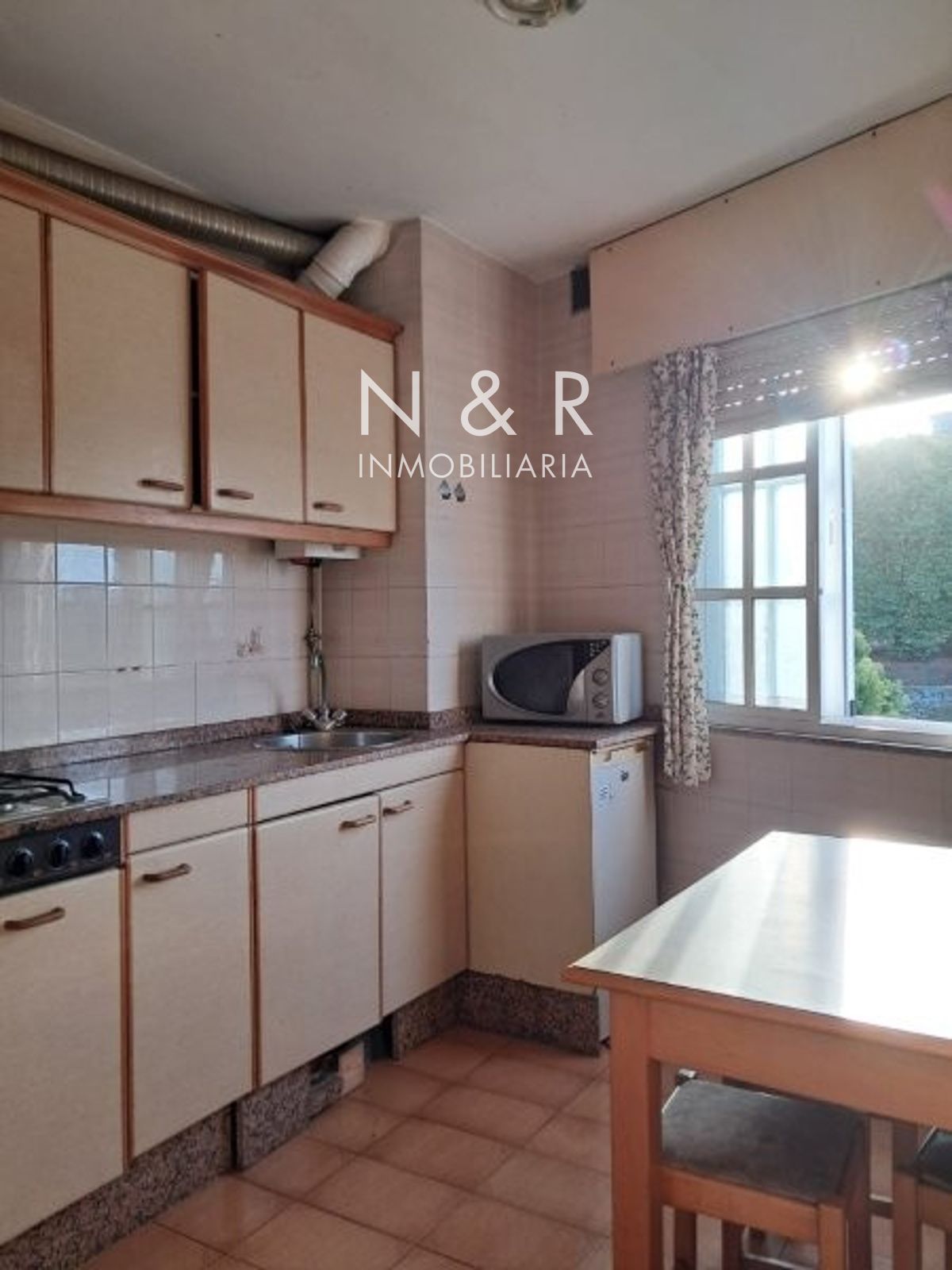 Cocina de Piso de alquiler en Santiago de Compostela  con Amueblado