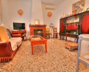 Sala d'estar de Casa o xalet en venda en Málaga Capital amb Aire condicionat, Jardí privat i Terrassa