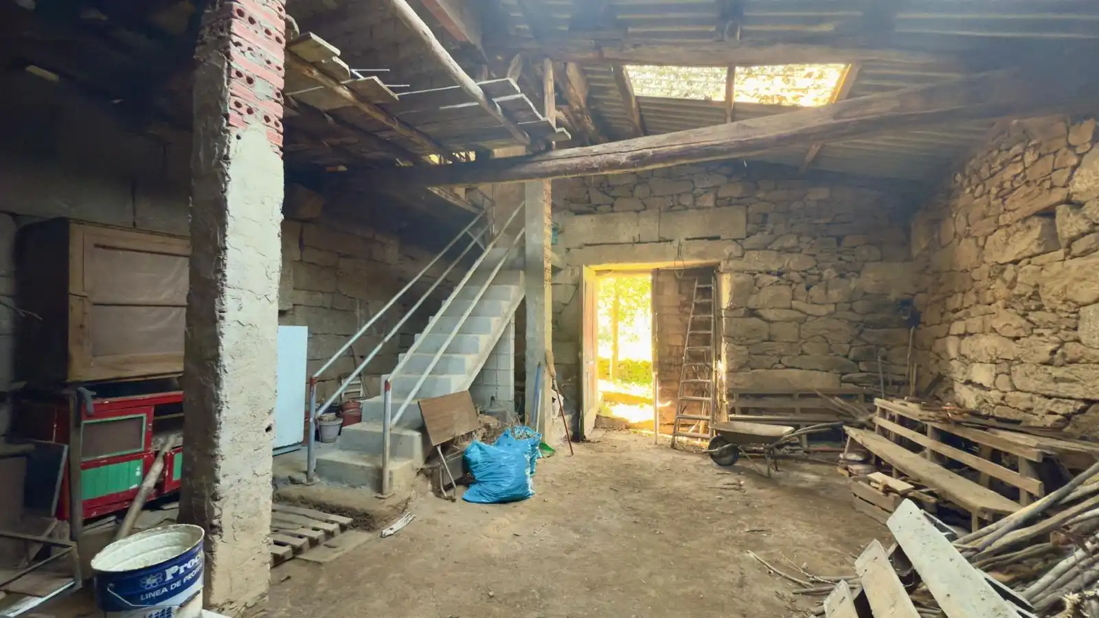 Finca rústica en venta en Cenlle con Jardín privado, Terraza y Trastero