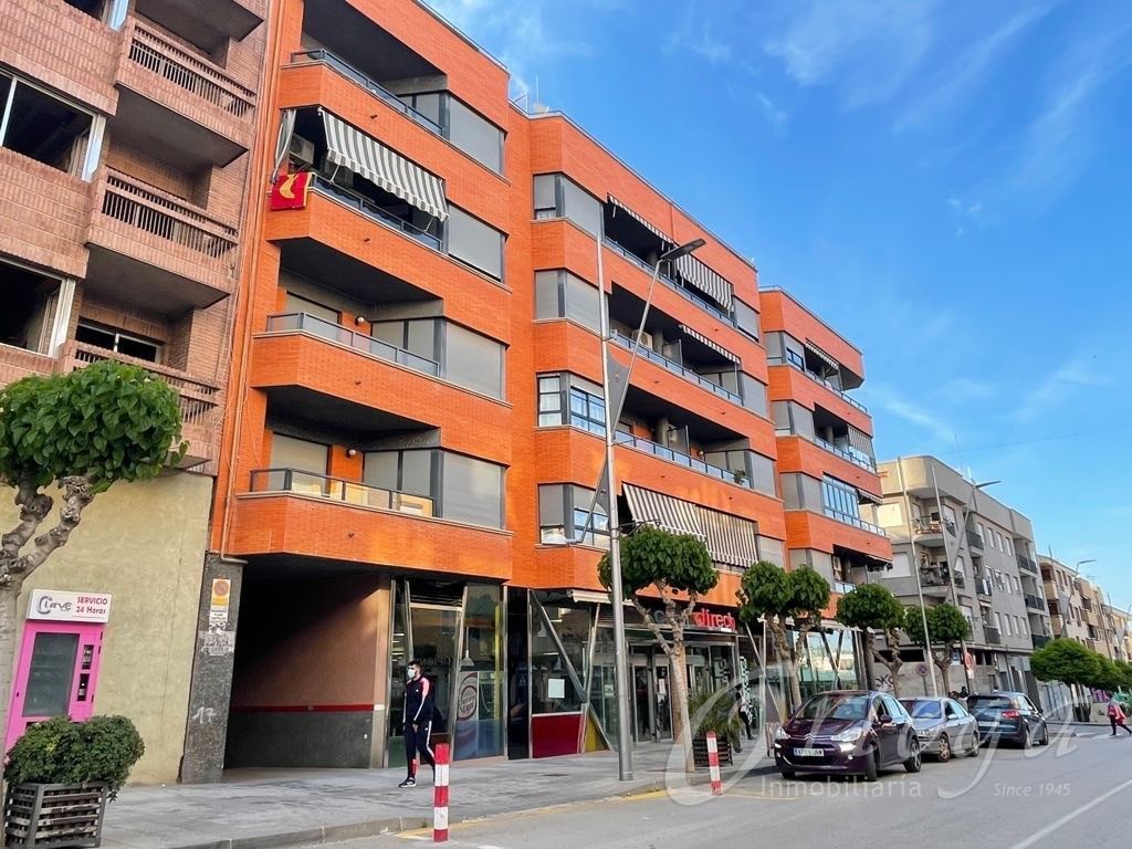 Vista exterior de Dúplex en venda en Cehegín amb Aire condicionat, Terrassa i Traster