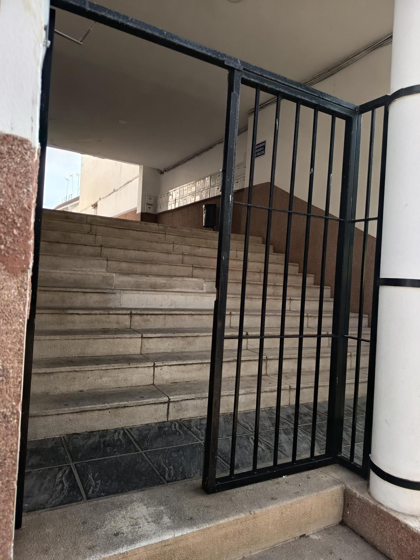 Pis en venda en Sanlúcar la Mayor amb Aire condicionat i Terrassa