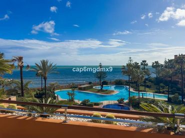 Penthouse mit Pool zur Miete in Nueva Andalucía