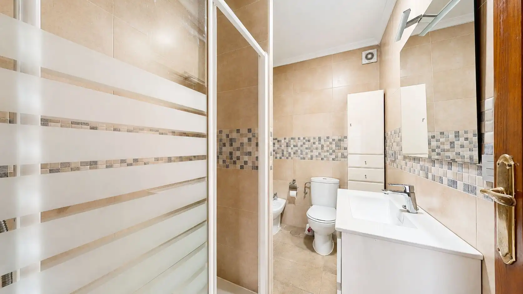 Bathroom of Apartments for sale in Tarifa