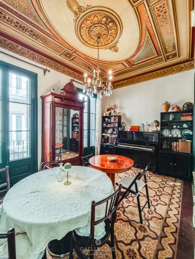 Menjador de Casa adosada en venda en Barcelona amb Calefacció, Jardí privat i Terrassa