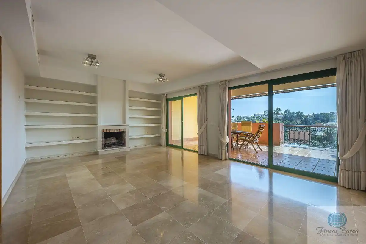 Sala de estar de Ático en venta en Fuengirola con Aire acondicionado, Terraza y Trastero