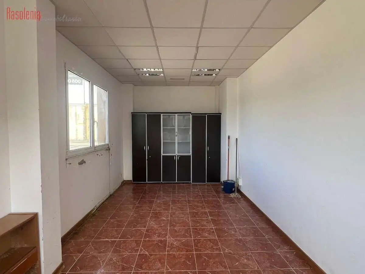 Nave industrial en venta en Cerceda