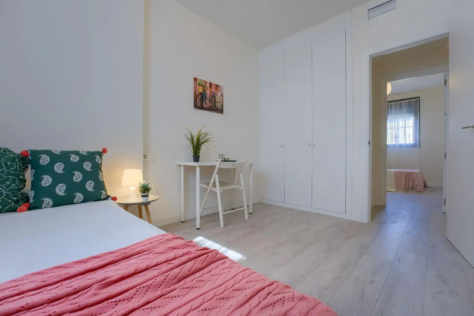 Bedroom of Flat for sale in Sevilla  with Air Conditioner and Terrace