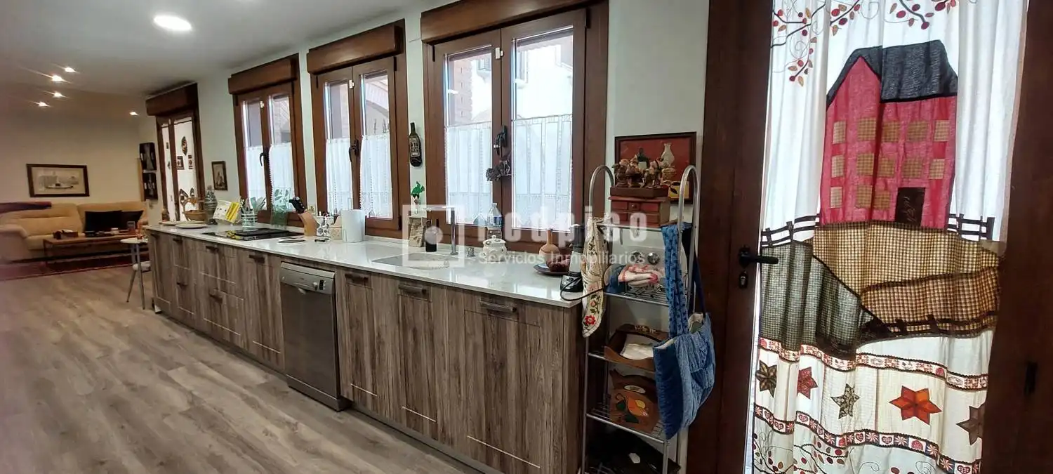 Kitchen of Houses for sale in Malpica de Tajo  with Air Conditioner, Heating and Storage room