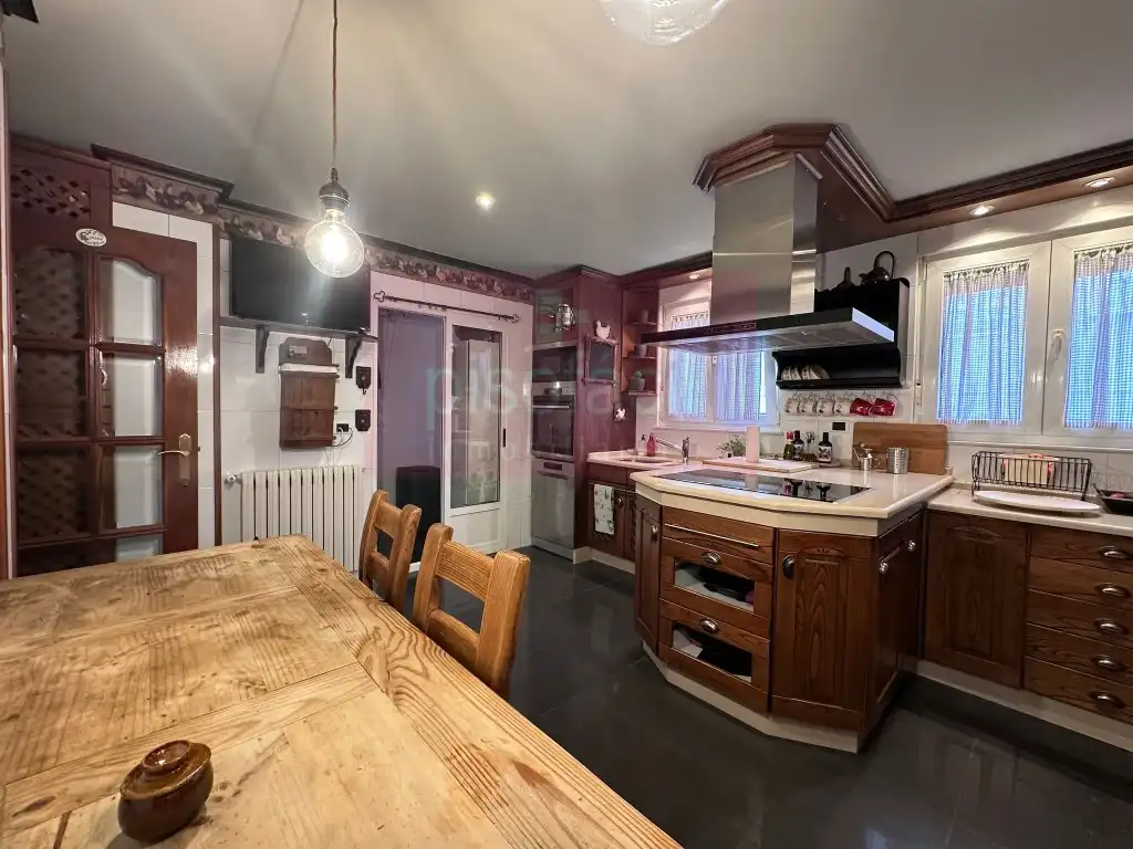 Cocina de Dúplex en venta en Lugo