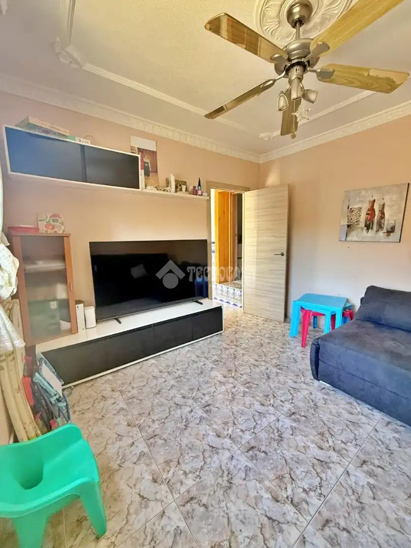 Sala d'estar de Casa adosada en venda en El Ejido