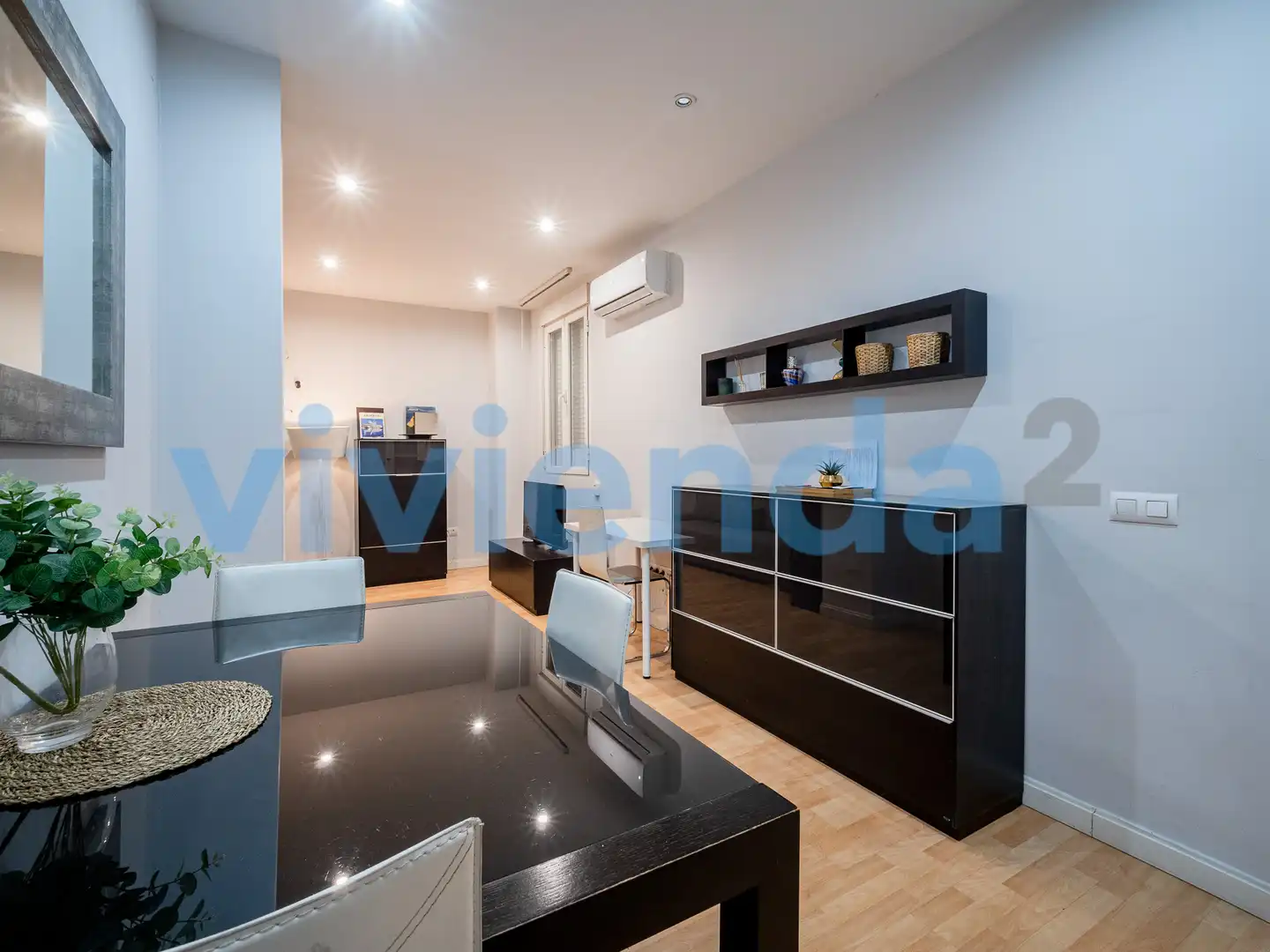 Living room of Flat for sale in Madrid  with Air Conditioner, Heating and Furnished