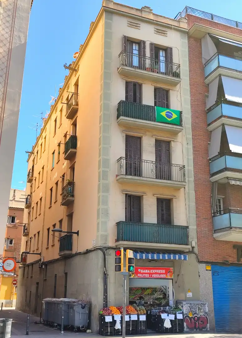Exterior view of Buildings for sale in Barcelona