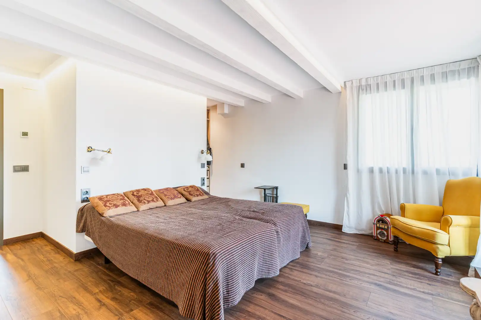Bedroom of Houses for sale in Majadahonda  with Air Conditioner, Heating and Private garden