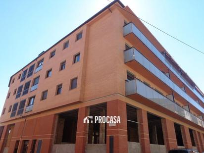 Exterior view of Flat for sale in Figueres  with Air Conditioner, Heating and Terrace