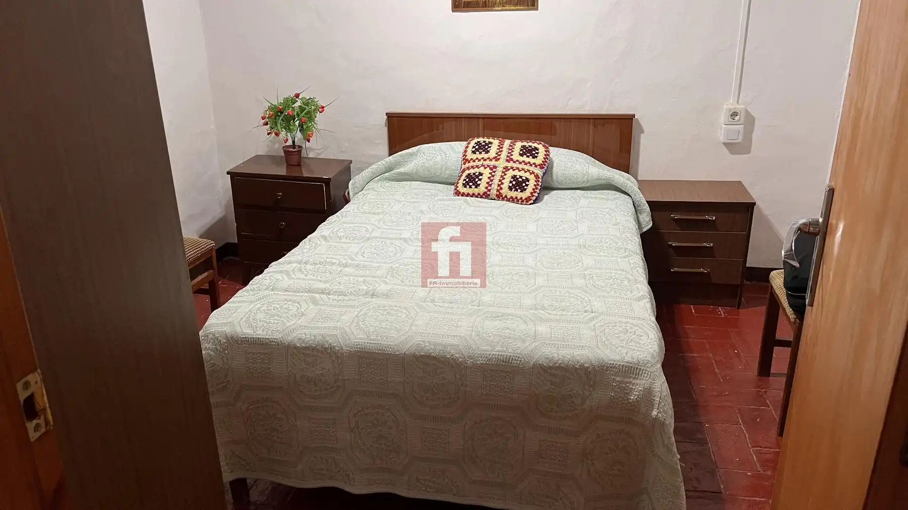 Dormitori de Casa o xalet en venda en El Molar (Tarragona) amb Calefacció, Traster i Balcó