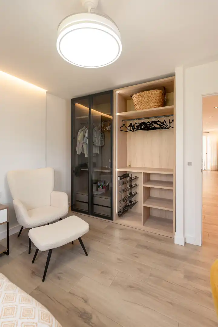 Habitación de Casa adosada en venta en Marbella con Aire acondicionado, Terraza y Piscina