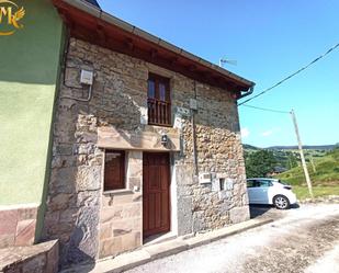 Vista exterior de Casa o xalet en venda en Santiurde de Toranzo