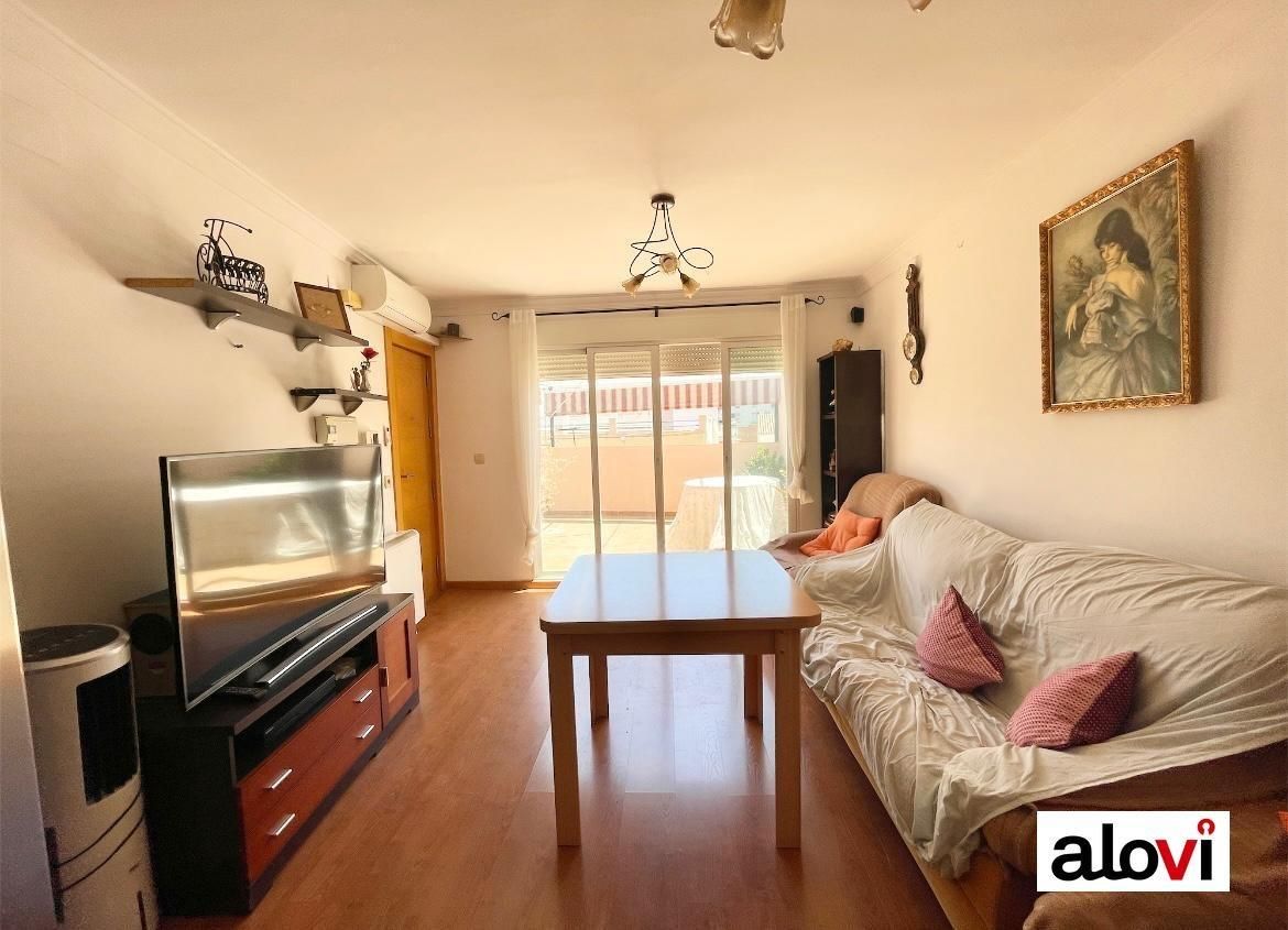 Sala d'estar de Pis de lloguer en  Granada Capital amb Aire condicionat, Terrassa i Balcó