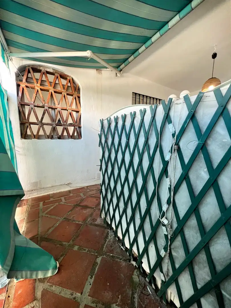 Vista exterior de Casa adosada en venda en Fuengirola amb Aire condicionat, Jardí privat i Terrassa