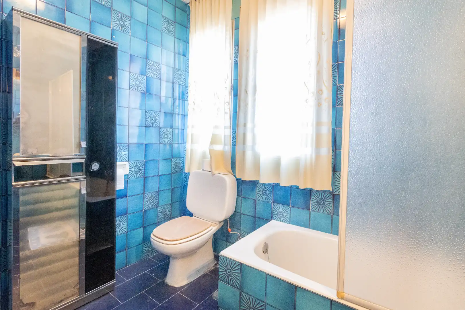 Bathroom of Houses for sale in Villanueva de la Cañada  with Air Conditioner, Heating and Storage room