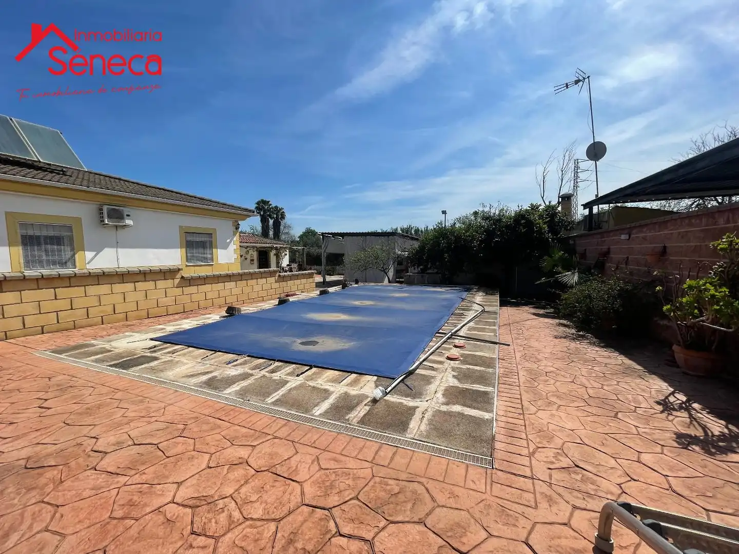 Swimming pool of Houses for sale in Córdoba  with Air Conditioner, Heating and Terrace
