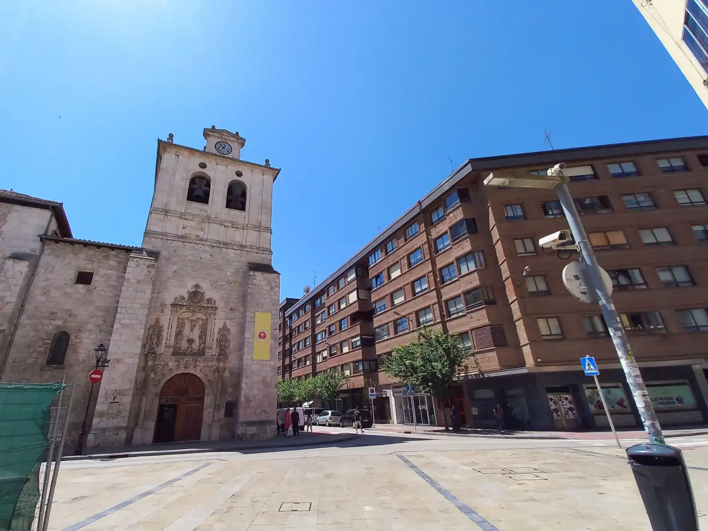 Exterior view of Commercial properties for rent in Burgos