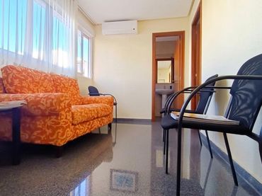 Oficina amb ascensor en venda a Elche ciudad