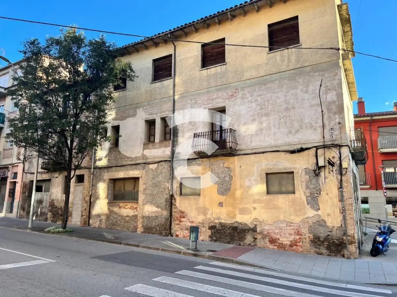 Außenansicht von Fabrik Grundstücke zum Verkauf in Torelló