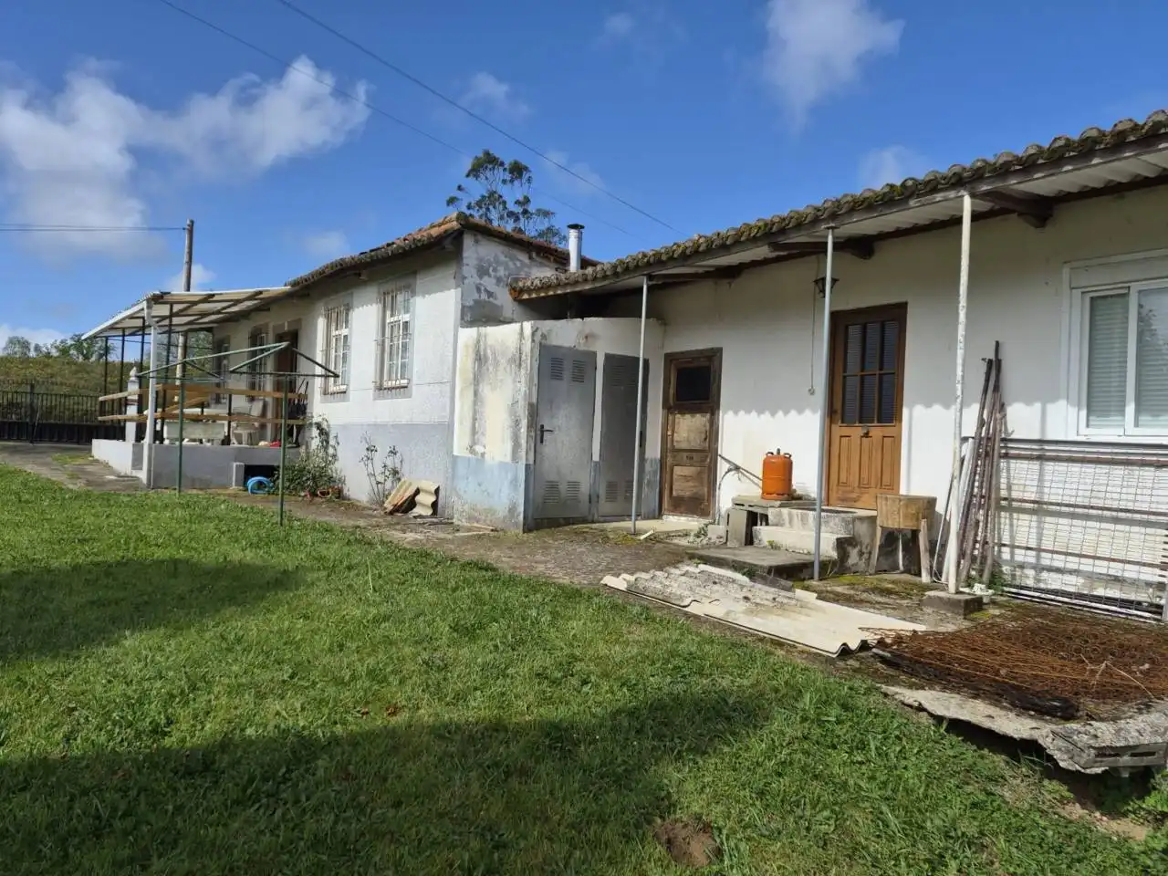 Vista exterior de Casa o chalet en venta en Vilasantar con Calefacción y Jardín privado