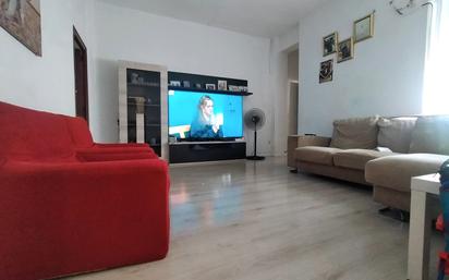 Sala d'estar de Pis en venda en Sedaví amb Aire condicionat i Terrassa