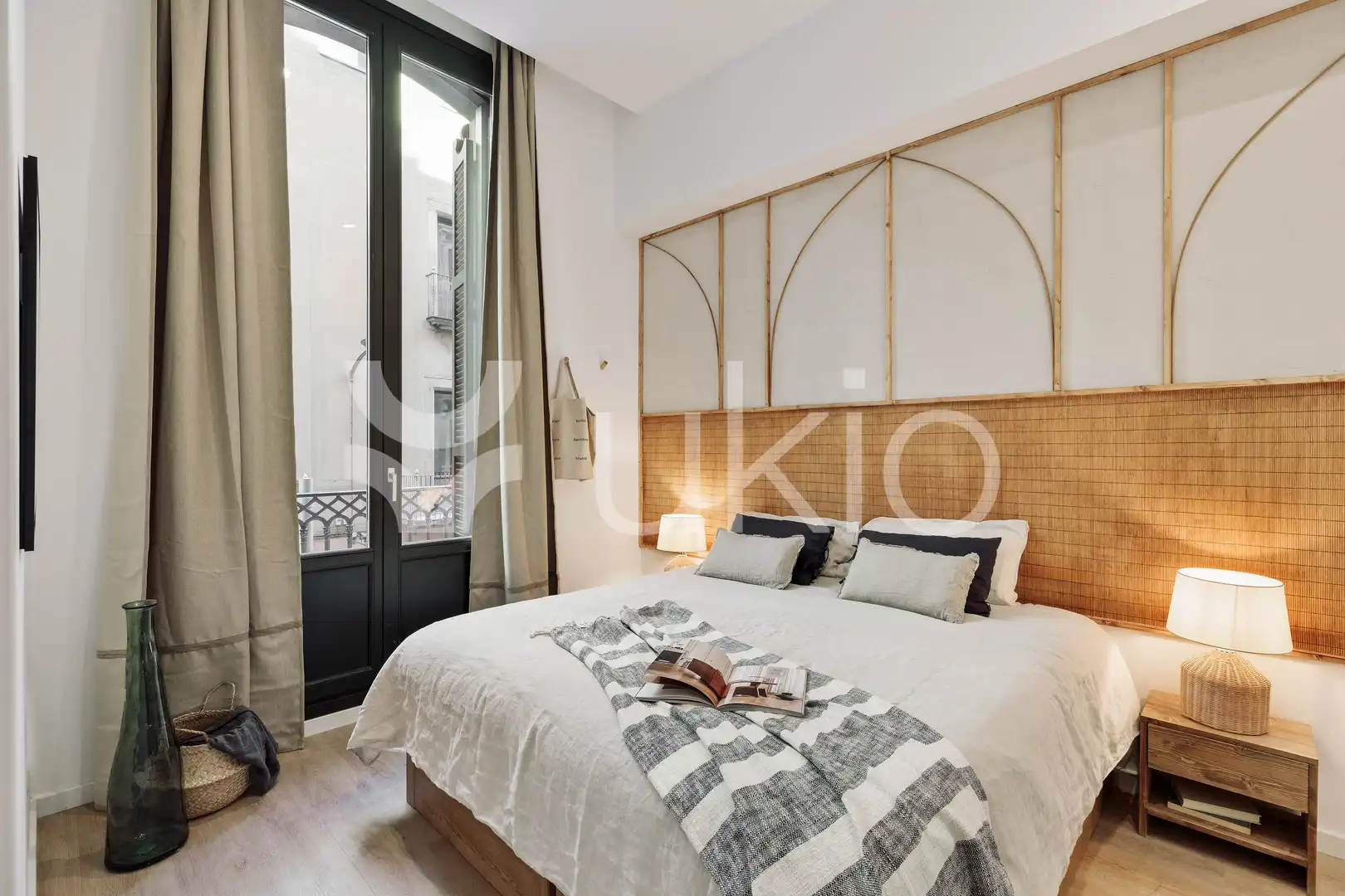 Habitación de Apartamento de alquiler en Barcelona con Aire acondicionado, Calefacción y Amueblado