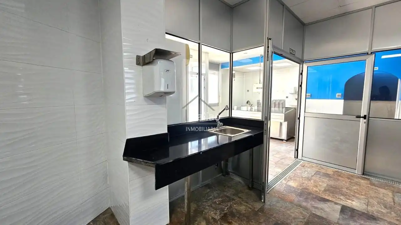 Business premises for sale in A Malata - Catabois - Ciudad Jardín, imagen 11