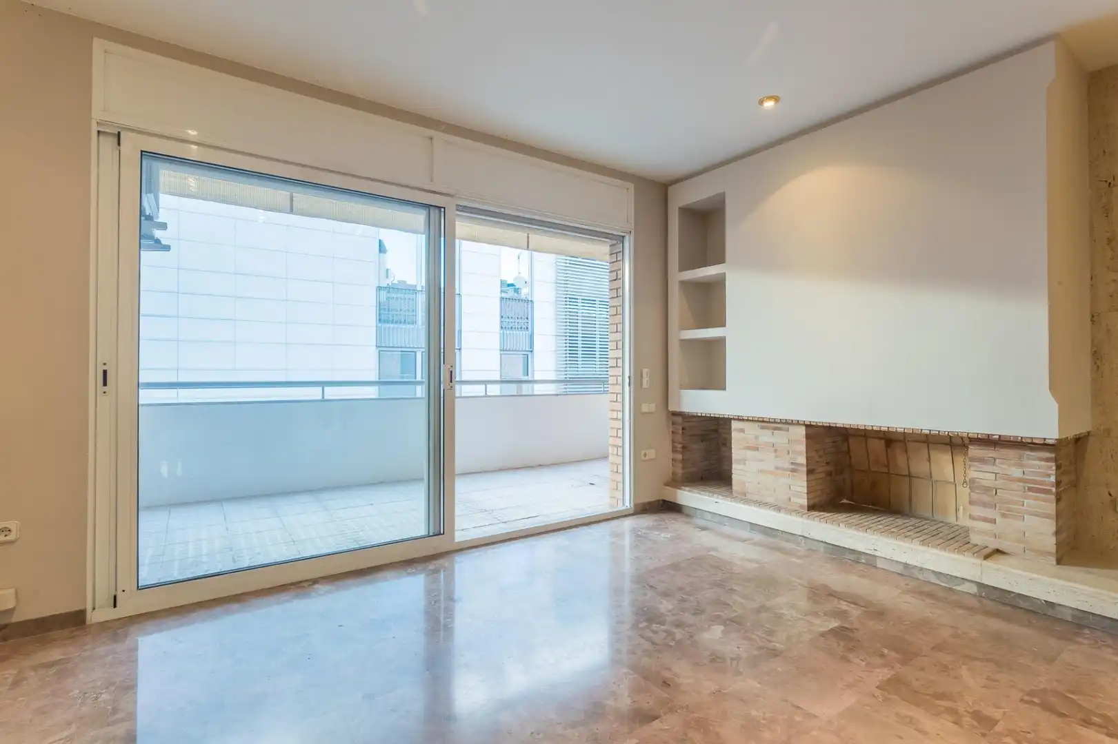 Sala de estar de Ático en venta en Terrassa con Aire acondicionado, Terraza y Trastero