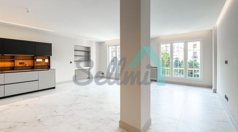 Foto 2 von Wohnung zum Verkauf in Gil de Jaz, Parque San Francisco - Uría, Oviedo