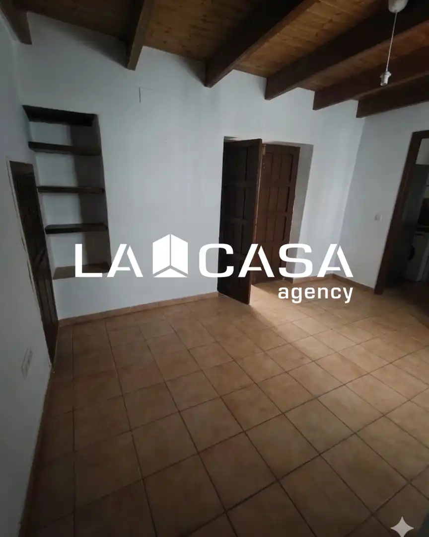 Casa adosada en venta en El Ronquillo