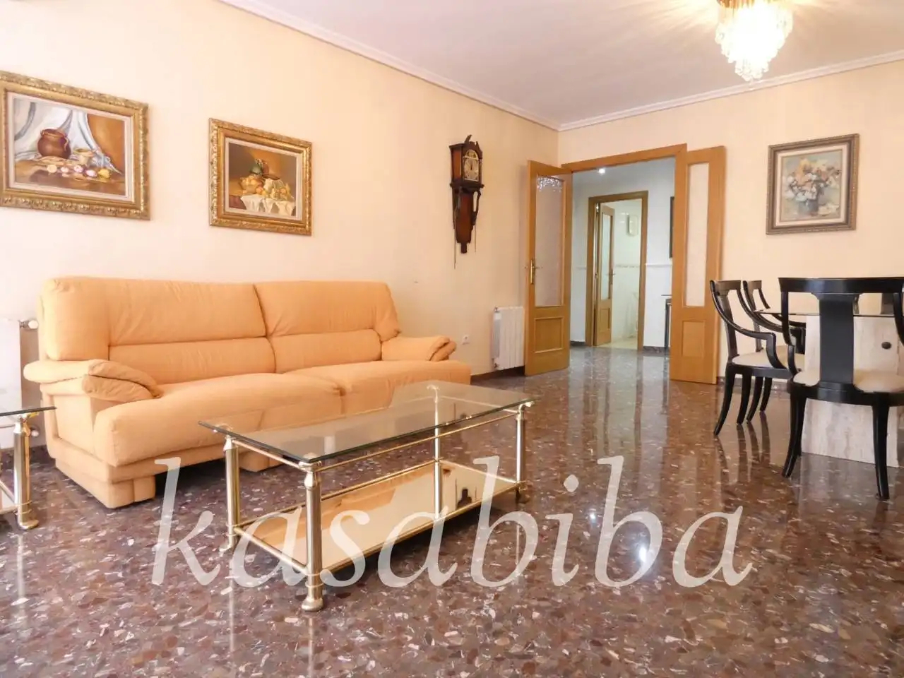 Piso en venta en Calle Ramón Muntaner, Avenida de la Paz