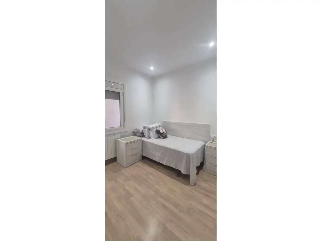 Schlafzimmer von Einfamilien-Reihenhaus zum Verkauf in L'Hospitalet de Llobregat mit Klimaanlage, Heizung und Parkett