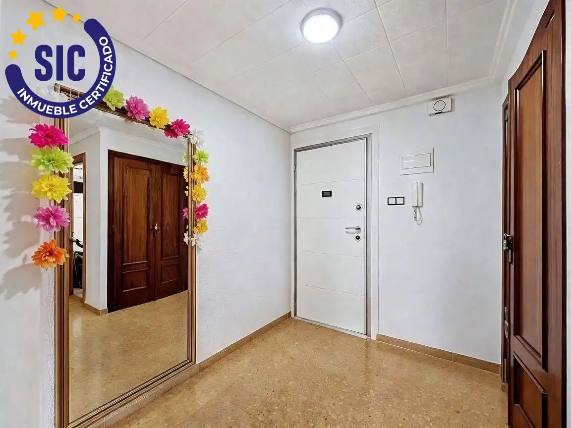 Piso con terraza en venta en Calle PACO PIERRA, imagen 26