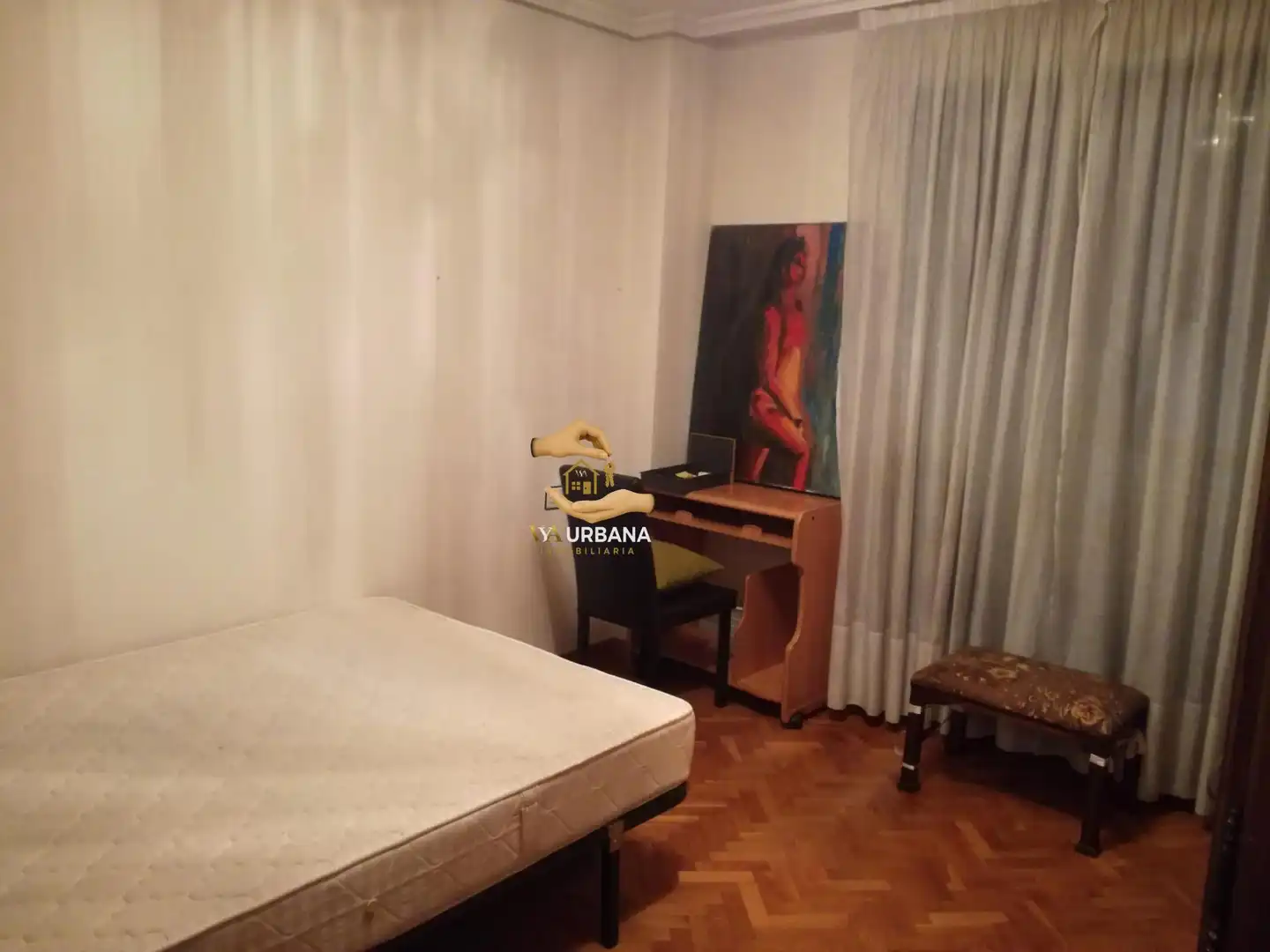 Schlafzimmer von Wohnung zum Verkauf in Salamanca mit Heizung, Möbliert und Balkon