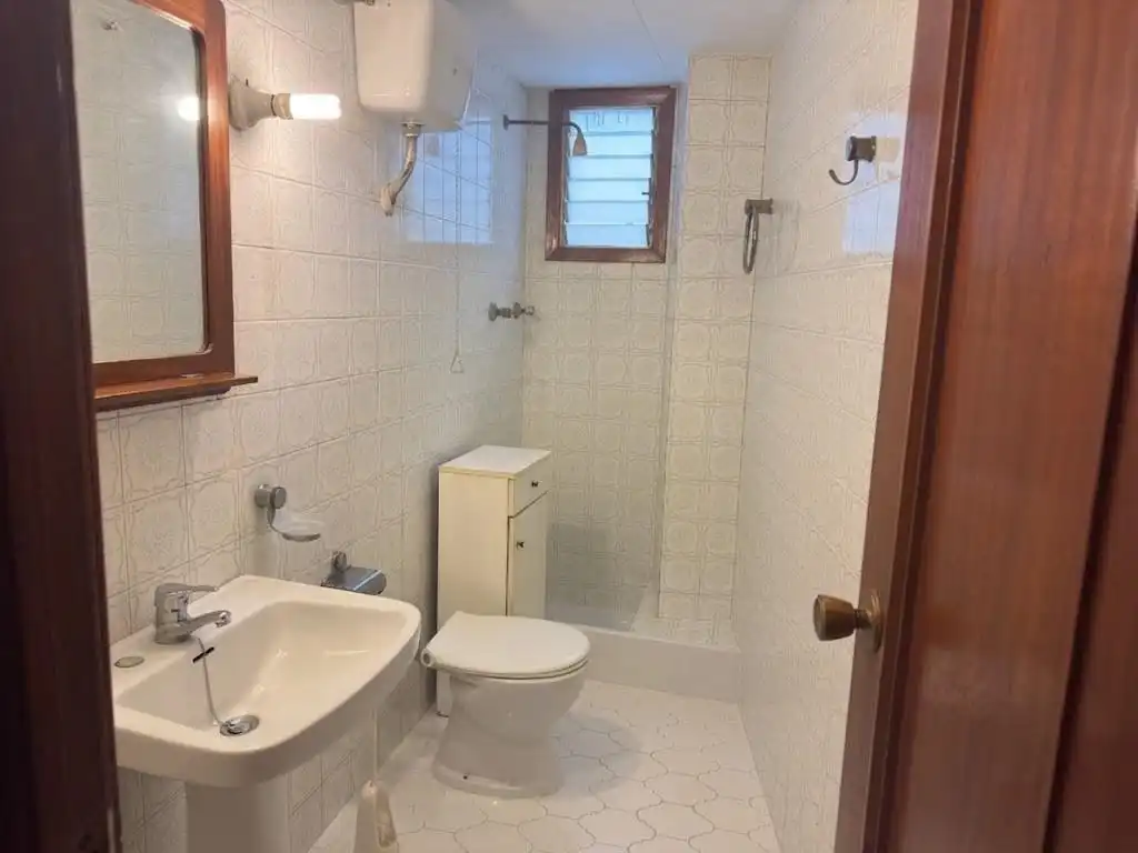Baño de Piso en venta en Algemesí con Balcón