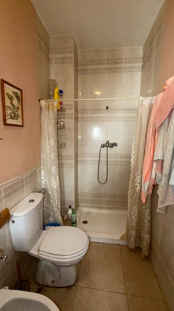 Bany de Casa o xalet en venda en Úbeda amb Aire condicionat, Terrassa i Traster