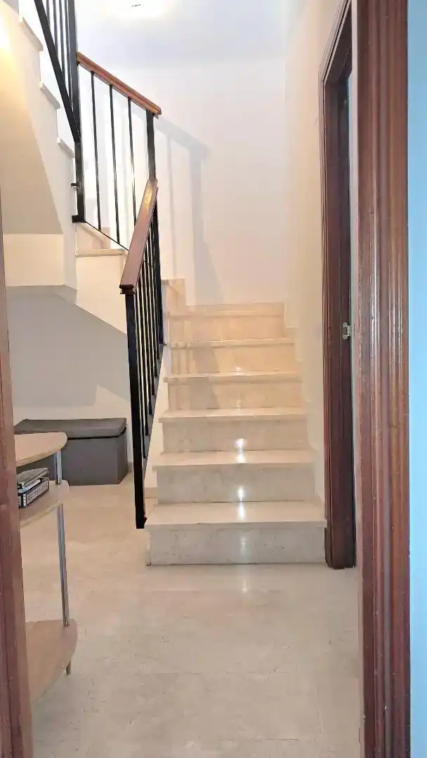 Dúplex en venta en Estepona con Piscina