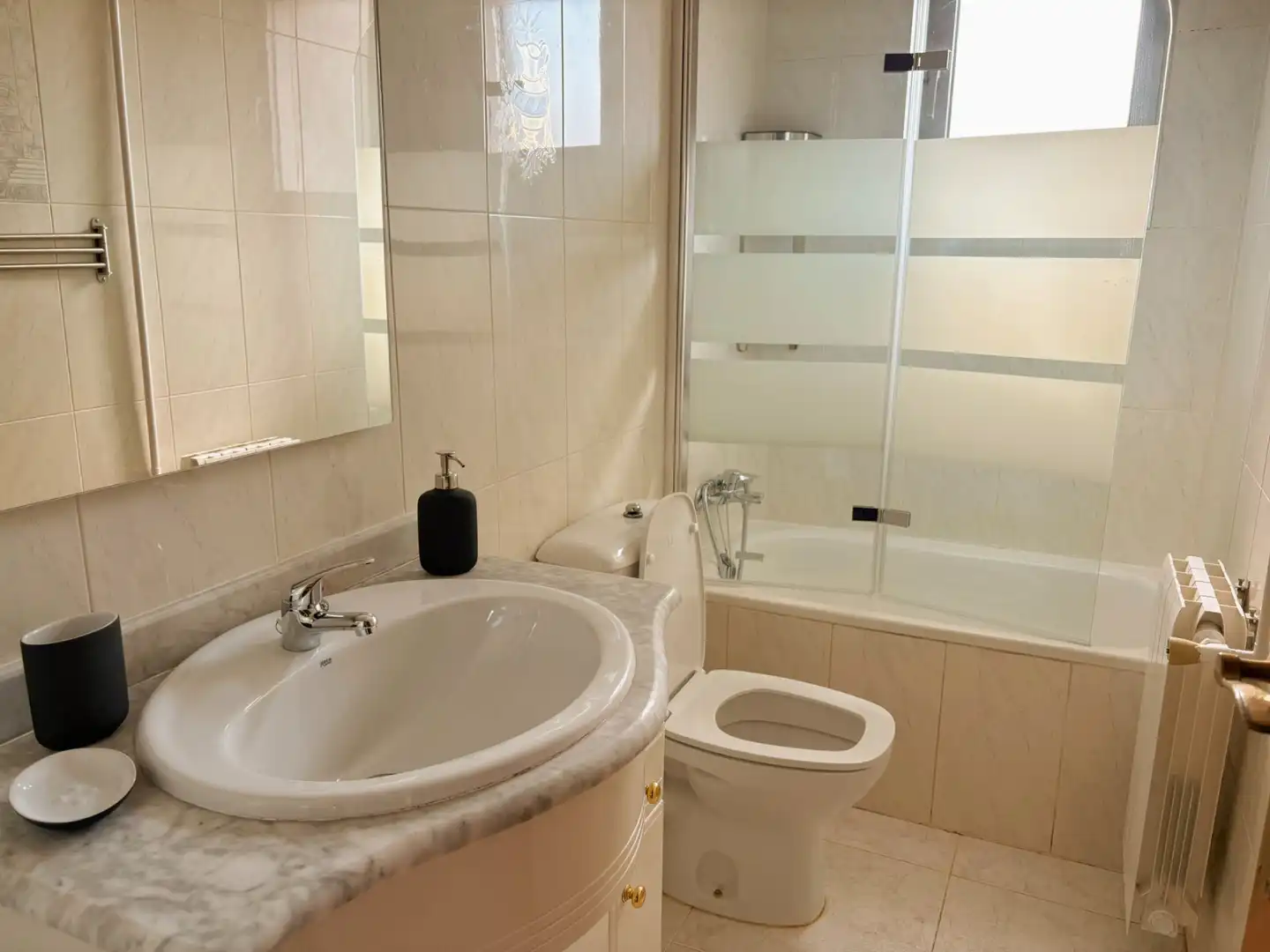 Bathroom of Flat for sale in Palencia  with Heating, Terrace and Furnished