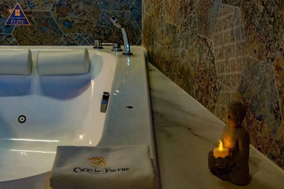 Bathroom of Buildings for sale in Hervás